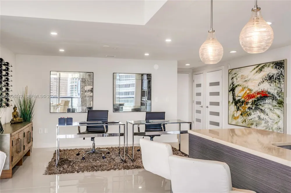 495 Brickell Ave #3702 Miami, FL 33131