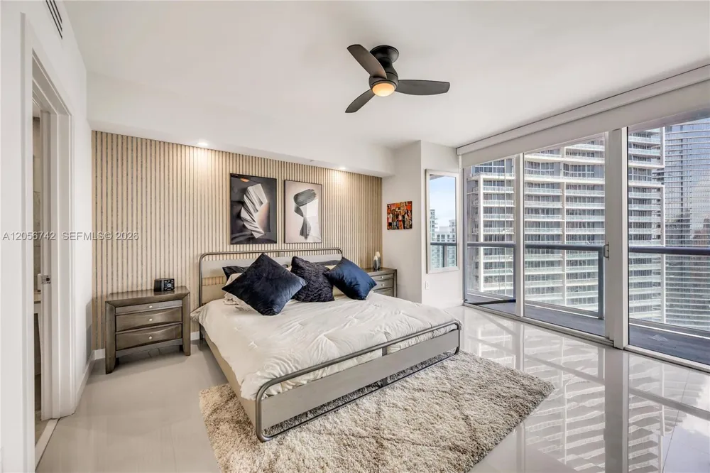 495 Brickell Ave #3702 Miami, FL 33131