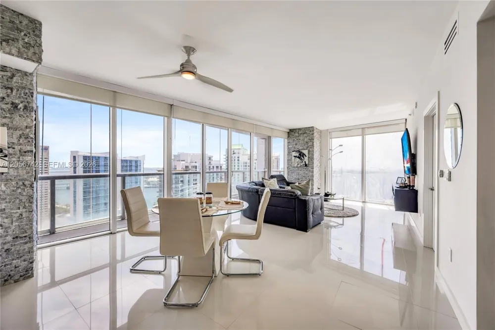 495 Brickell Ave #3702 Miami, FL 33131