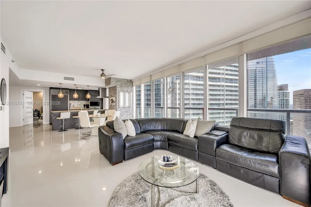 495 Brickell Ave #3702 Miami, FL 33131