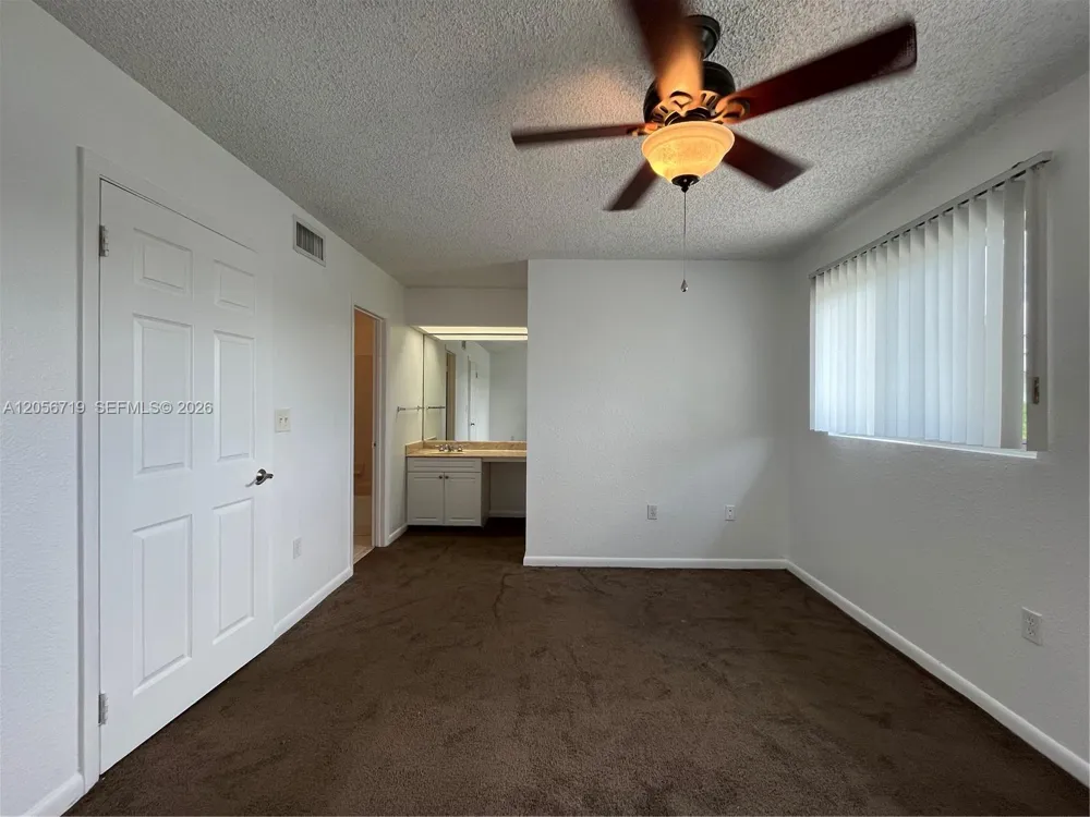 895 Crystal Lake Dr #103 Deerfield Beach, FL 33064