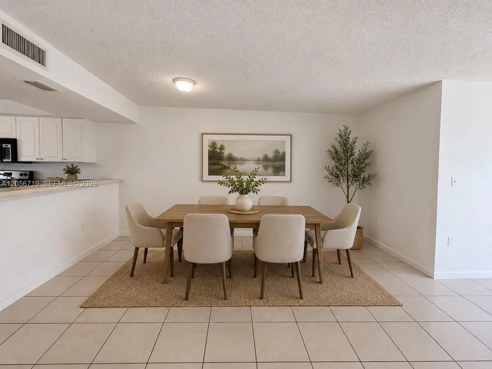 895 Crystal Lake Dr #103 Deerfield Beach, FL 33064