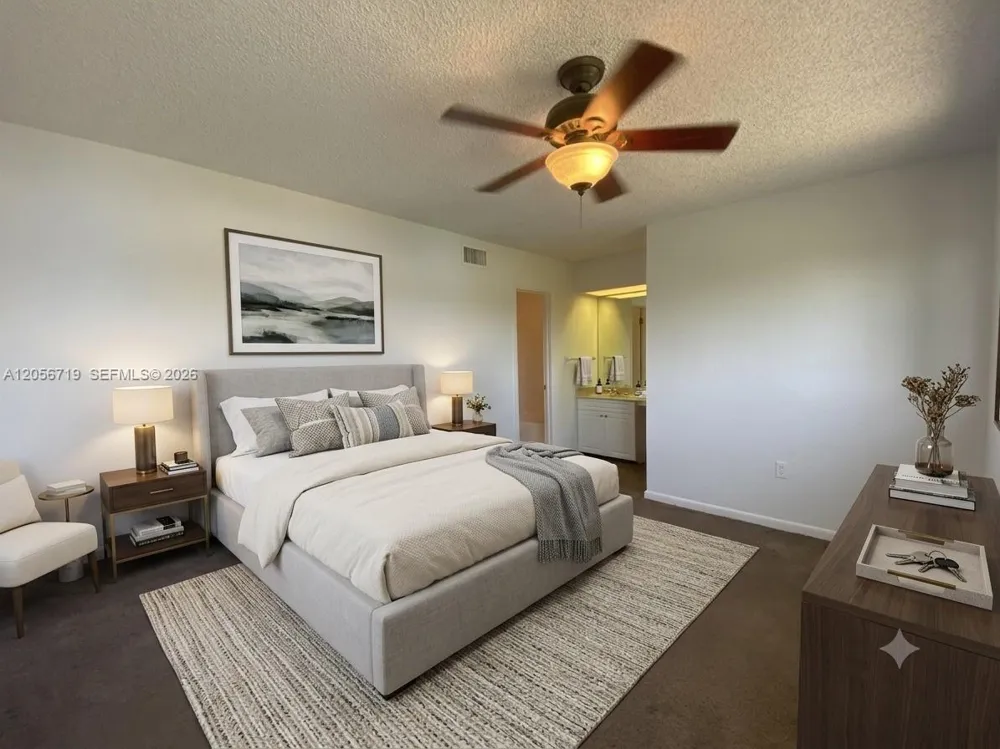 895 Crystal Lake Dr #103 Deerfield Beach, FL 33064