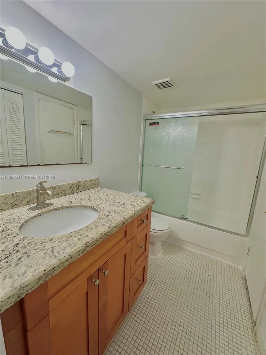 486 NW 165th St Rd #B-103 Miami, FL 33169