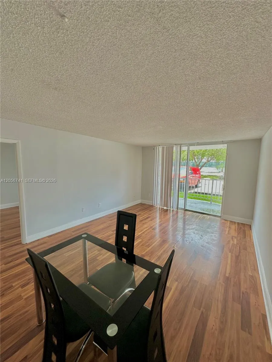 486 NW 165th St Rd #B-103 Miami, FL 33169