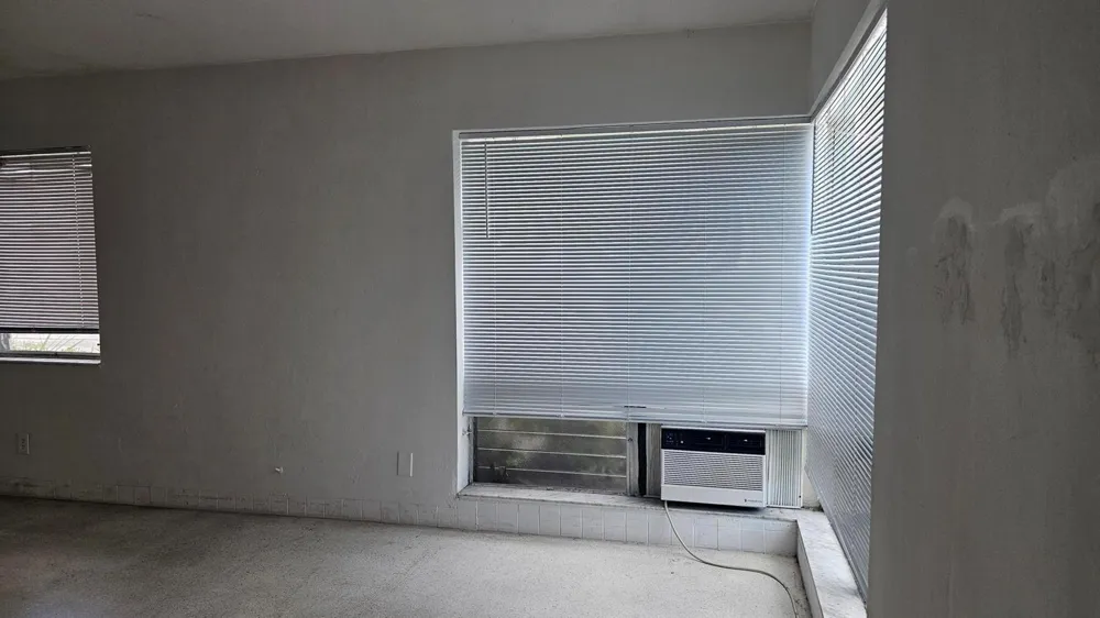 2734 NE 32nd Street #1 Fort Lauderdale, FL 33306