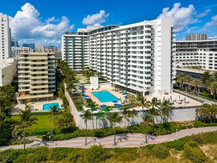 100 Lincoln Rd #619 Miami Beach, FL 33139