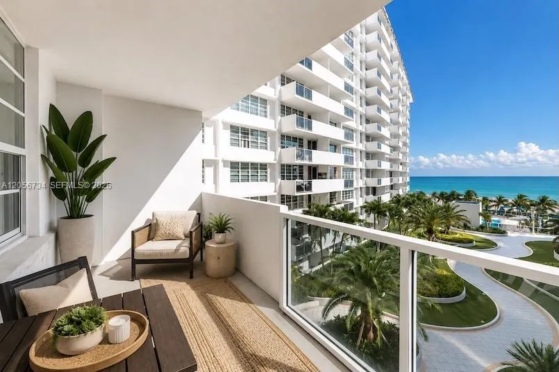 100 Lincoln Rd #619 Miami Beach, FL 33139