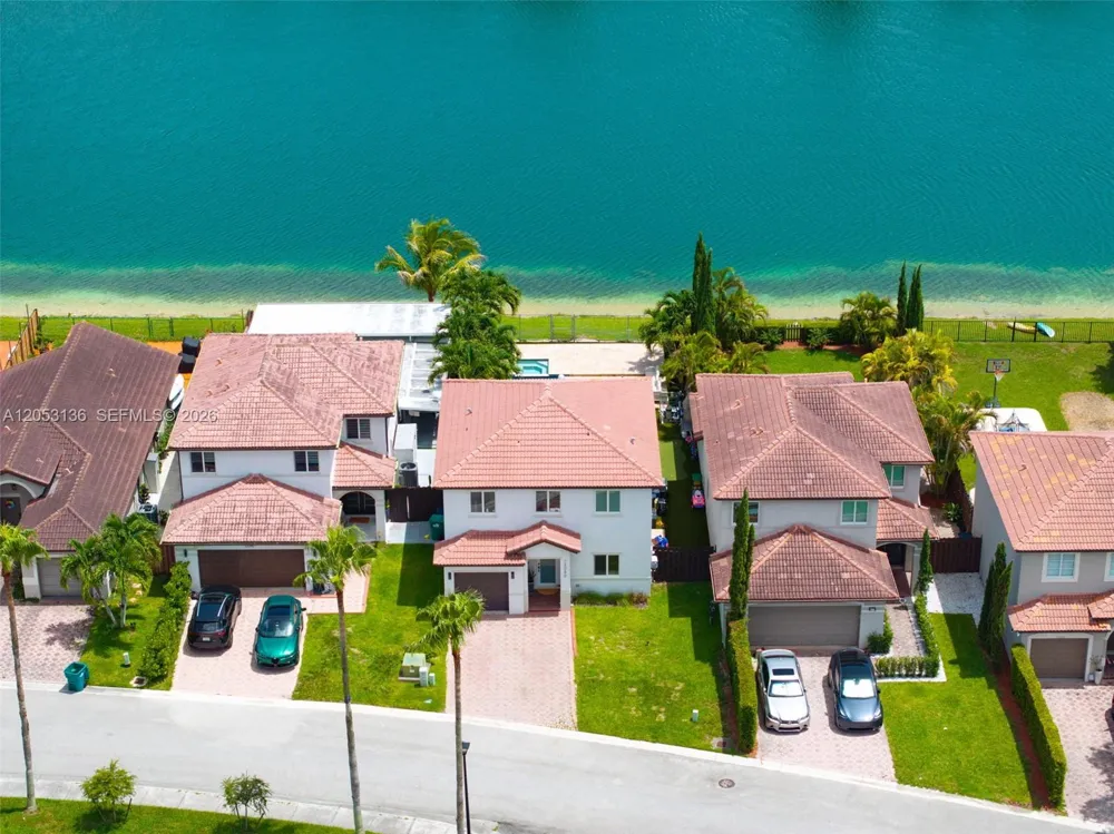 12050 SW 135th Ter Miami, FL 33186