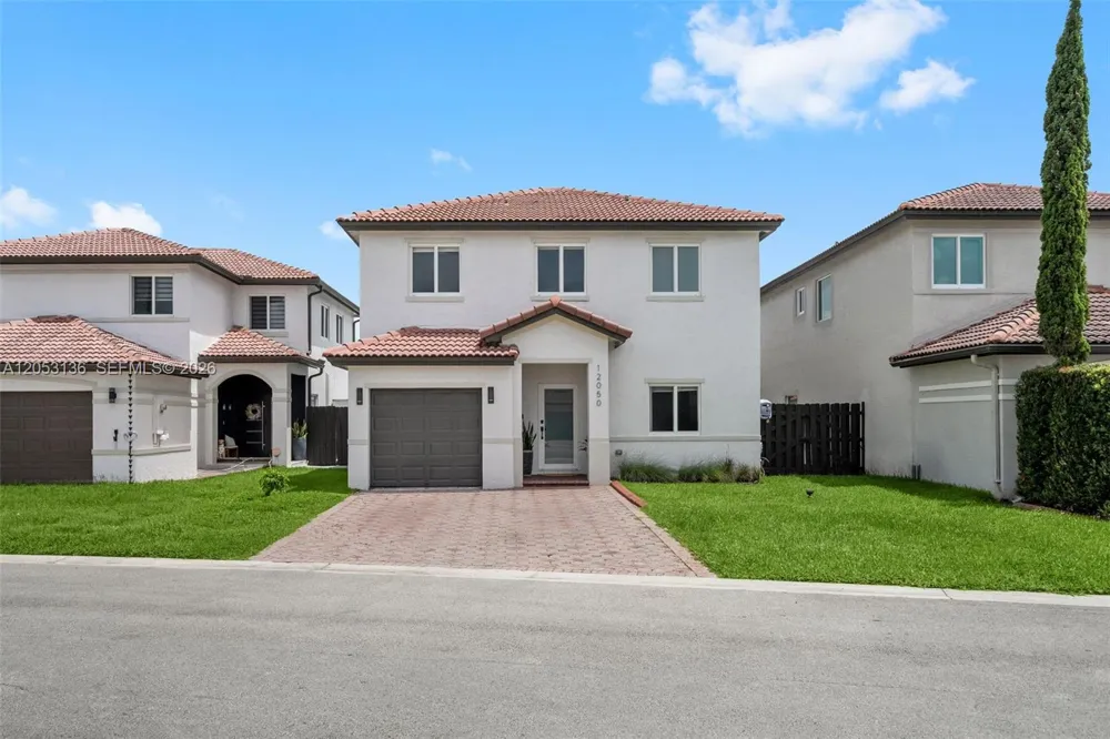 12050 SW 135th Ter Miami, FL 33186