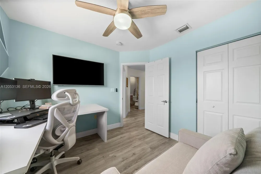 12050 SW 135th Ter Miami, FL 33186