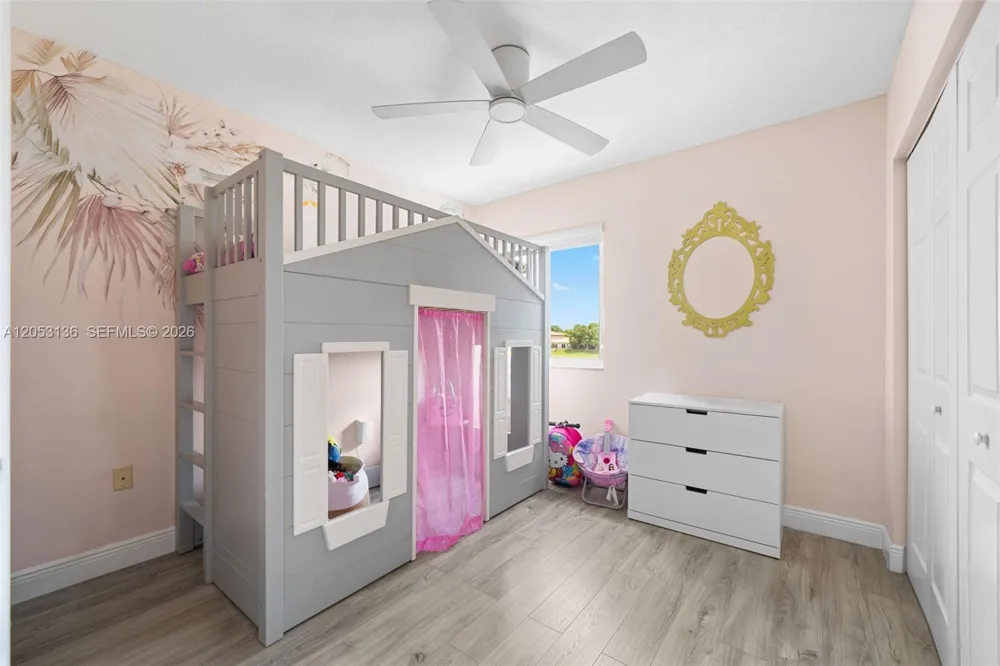 12050 SW 135th Ter Miami, FL 33186