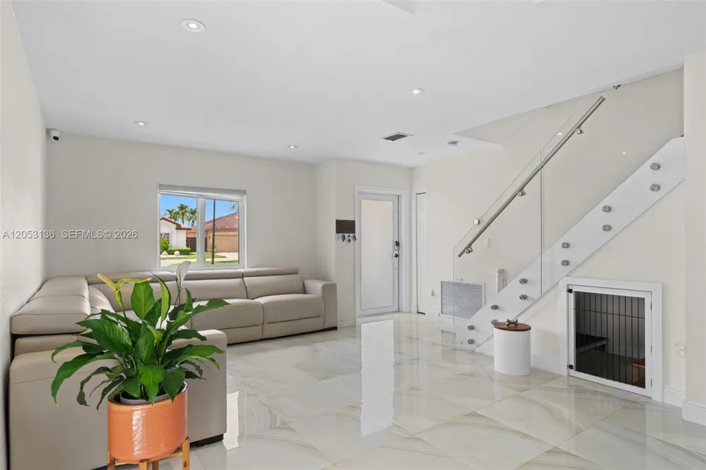 12050 SW 135th Ter Miami, FL 33186