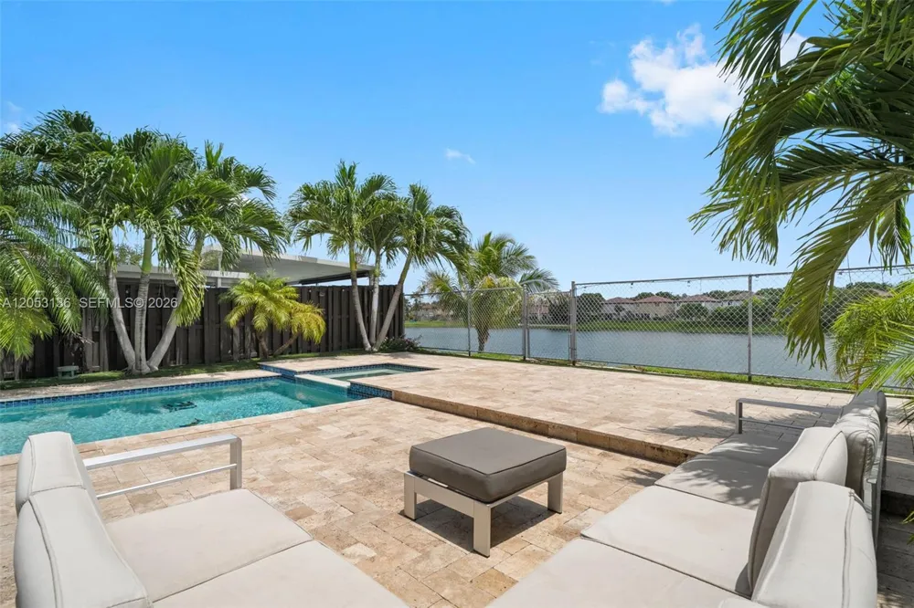 12050 SW 135th Ter Miami, FL 33186