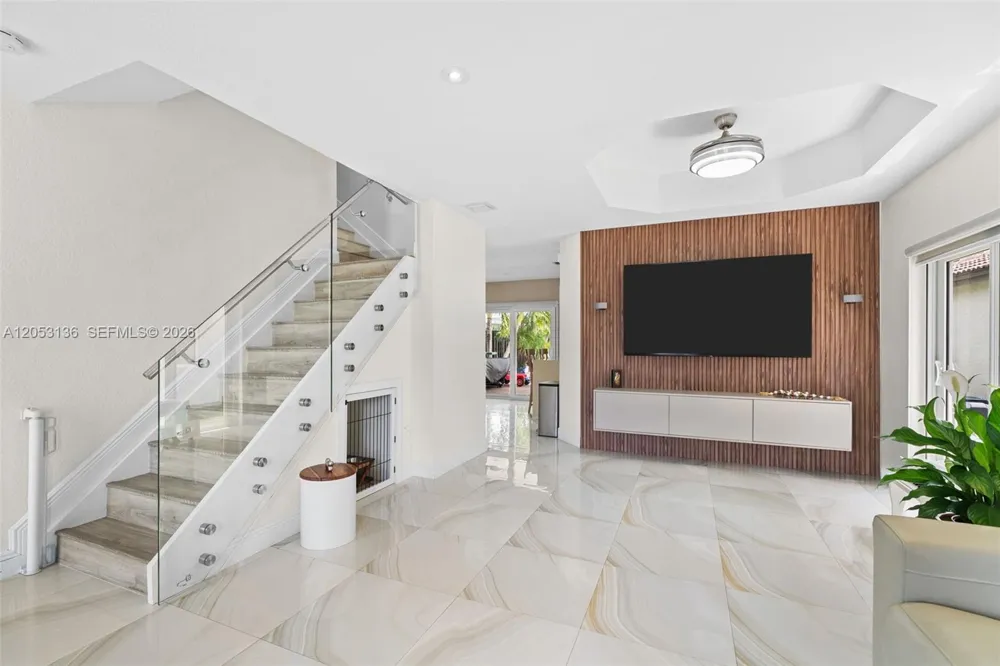 12050 SW 135th Ter Miami, FL 33186