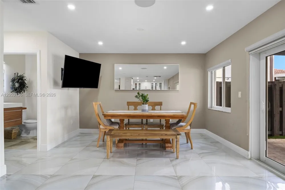 12050 SW 135th Ter Miami, FL 33186