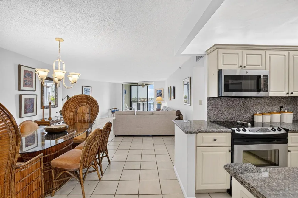 3912 S Ocean Boulevard #501 Highland Beach, FL 33487