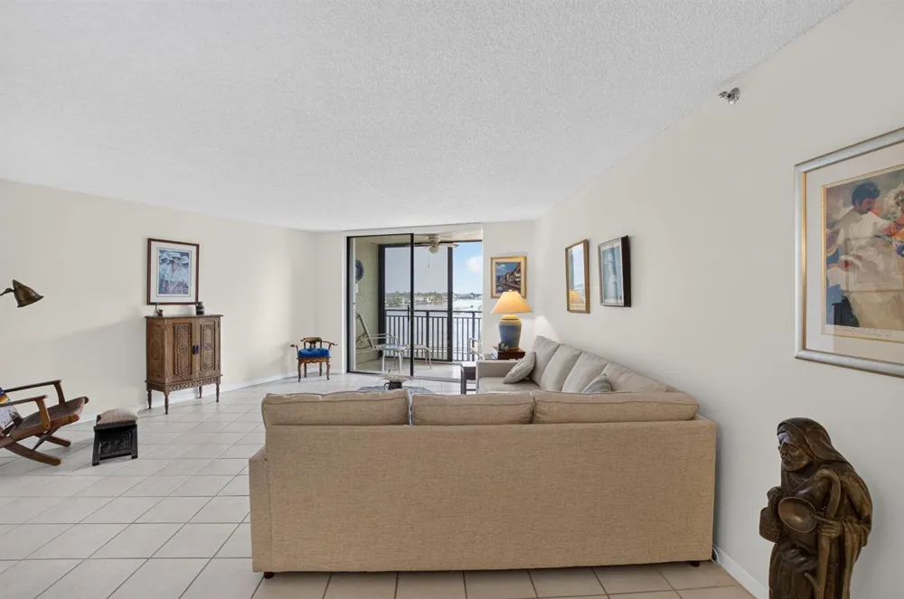 3912 S Ocean Boulevard #501 Highland Beach, FL 33487