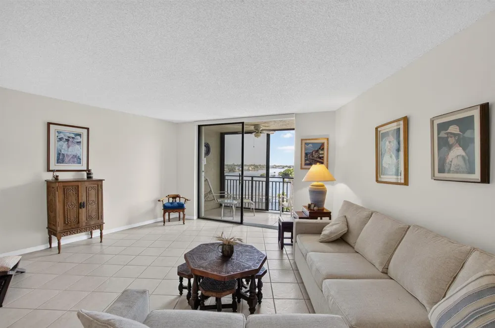 3912 S Ocean Boulevard #501 Highland Beach, FL 33487