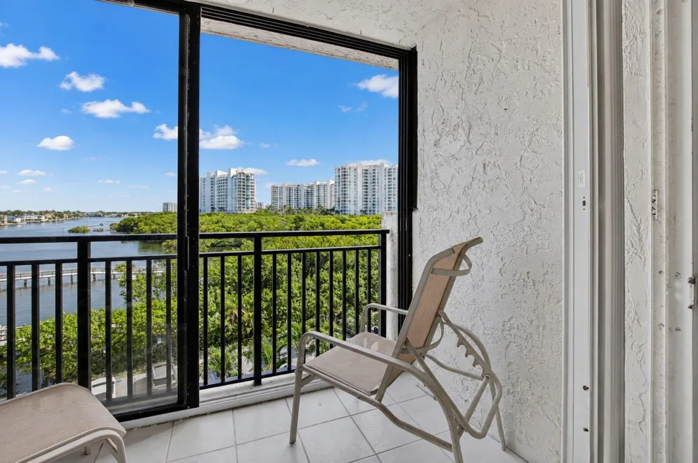 3912 S Ocean Boulevard #501 Highland Beach, FL 33487