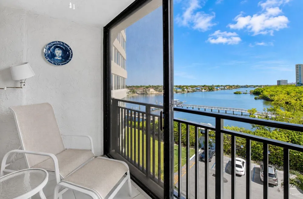 3912 S Ocean Boulevard #501 Highland Beach, FL 33487