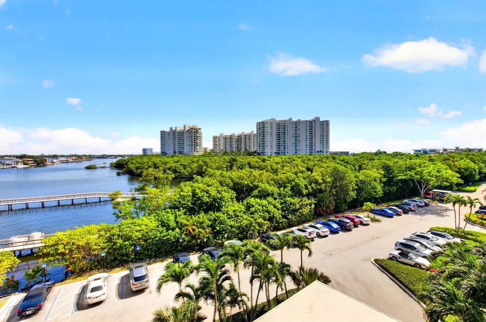 3912 S Ocean Boulevard #501 Highland Beach, FL 33487