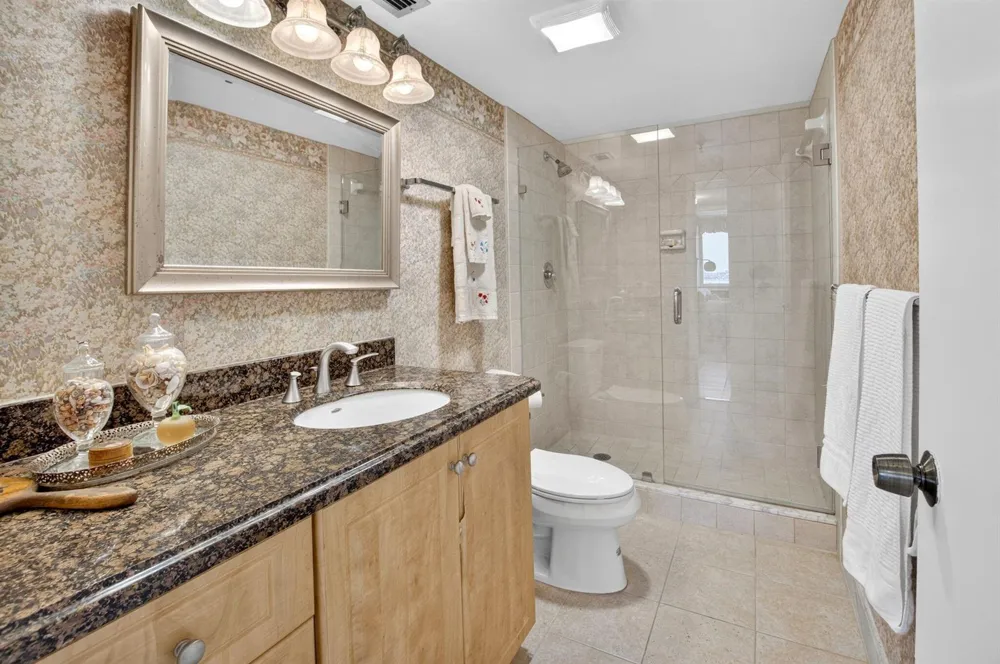 3912 S Ocean Boulevard #501 Highland Beach, FL 33487