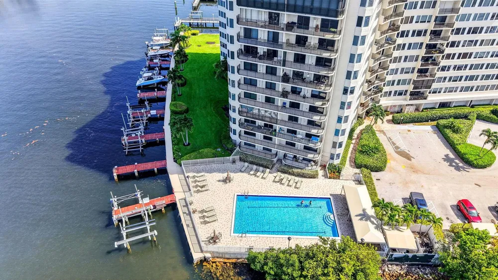 3912 S Ocean Boulevard #501 Highland Beach, FL 33487