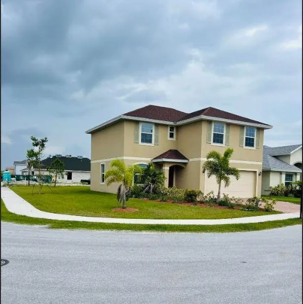 416 Seafoam Circle Fort Pierce, FL 34945