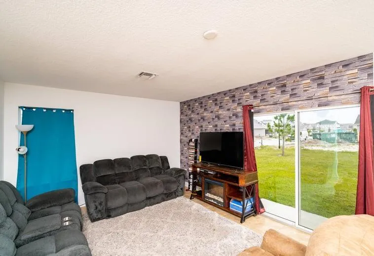 416 Seafoam Circle Fort Pierce, FL 34945