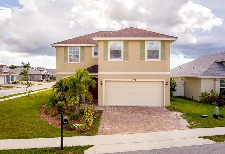 416 Seafoam Circle Fort Pierce, FL 34945
