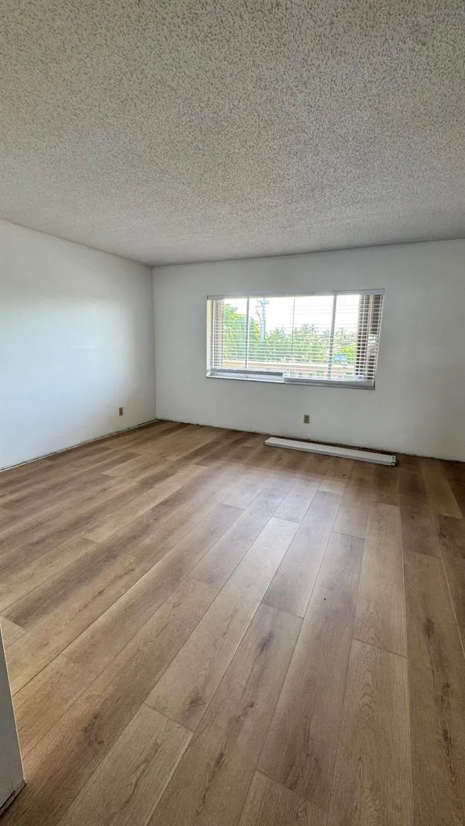 100 VILLAGE GREEN CIRCLE E #314 Palm Springs, FL 33461