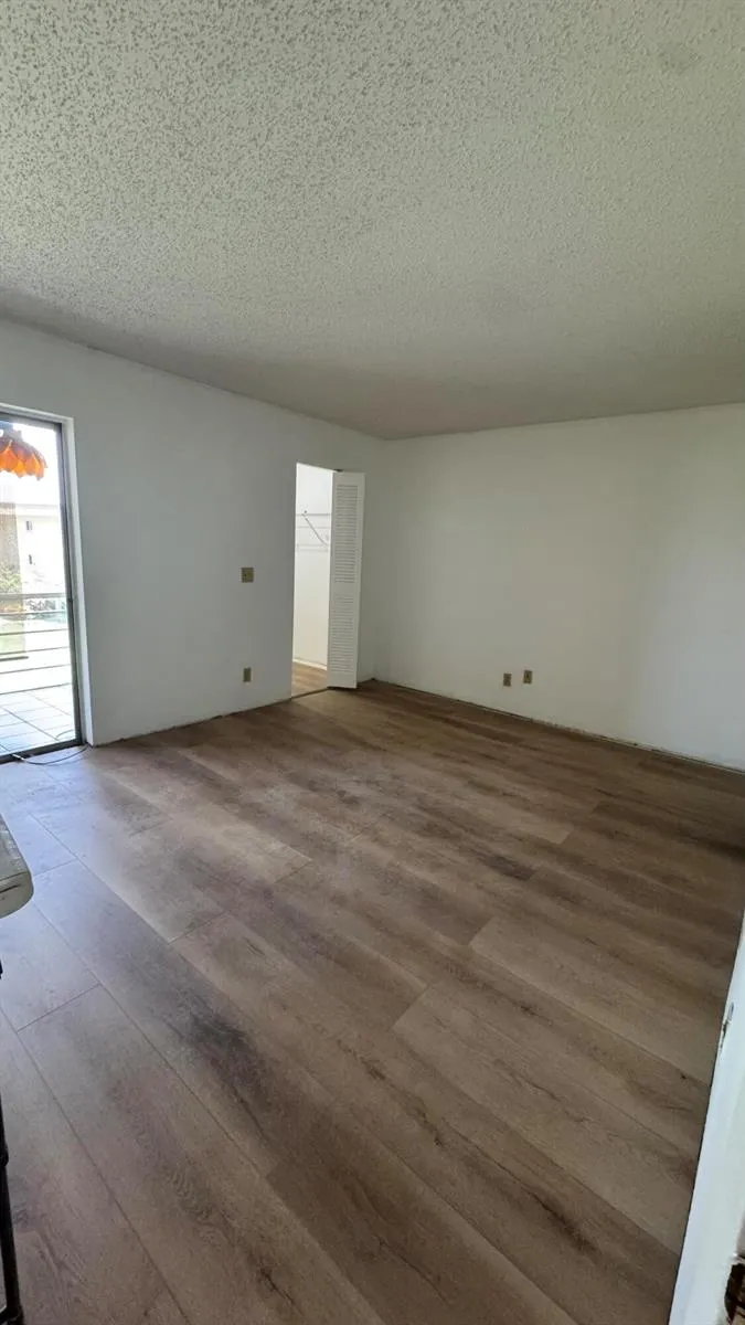 100 VILLAGE GREEN CIRCLE E #314 Palm Springs, FL 33461