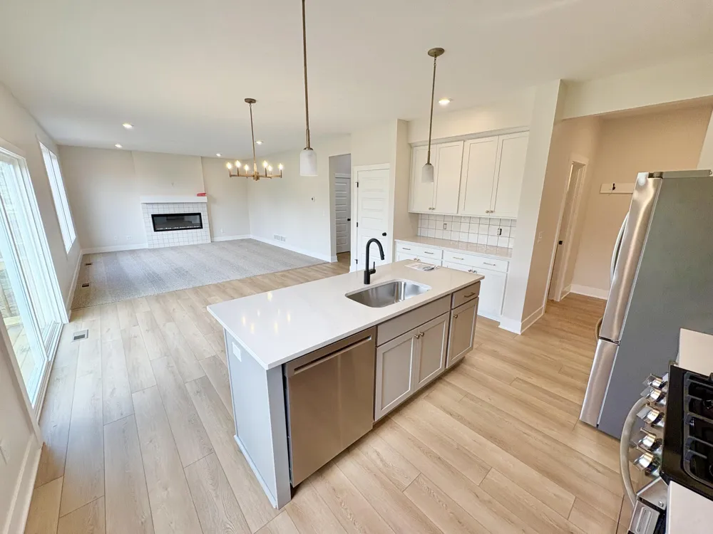 8321 Kettle Oak Drive SE Alto, MI 49302