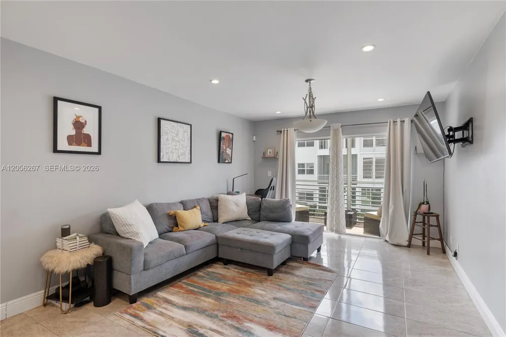 1461 S Ocean Blvd #222 Lauderdale By The Sea, FL 33062