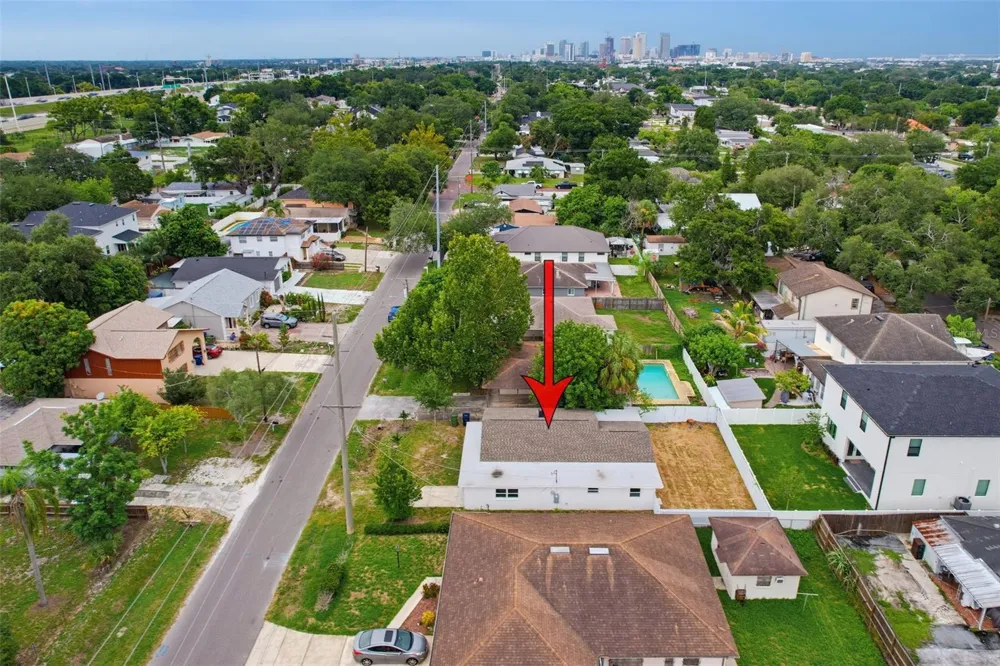 3316 W NASSAU STREET Tampa, FL 33607