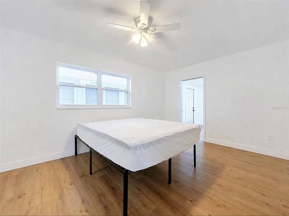 3316 W NASSAU STREET Tampa, FL 33607
