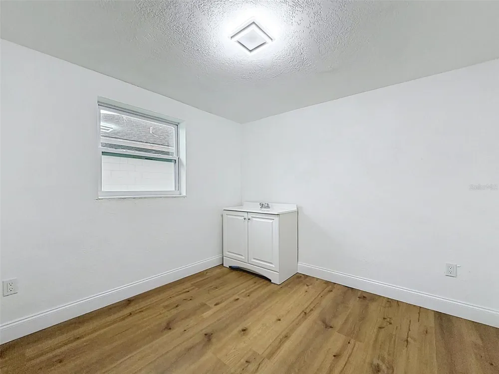 3316 W NASSAU STREET Tampa, FL 33607