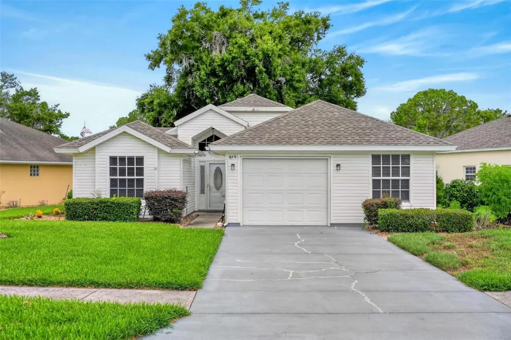 615 JUNIPER WAY Tavares, FL 32778