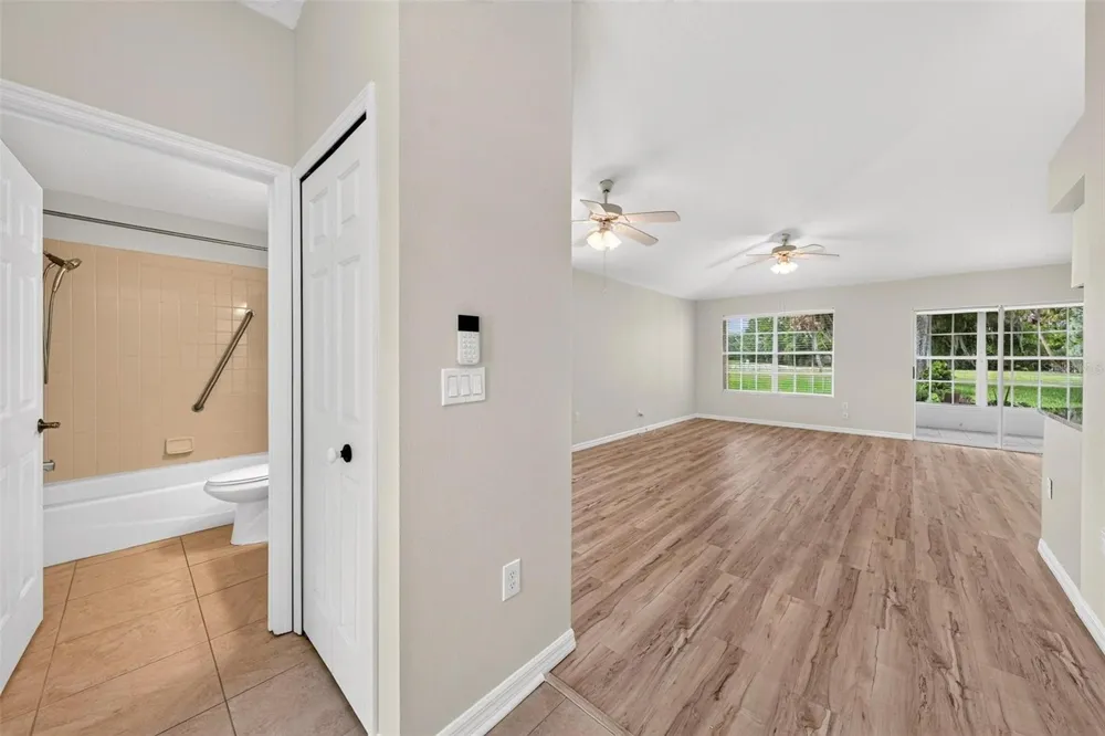 615 JUNIPER WAY Tavares, FL 32778