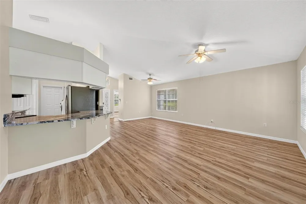 615 JUNIPER WAY Tavares, FL 32778