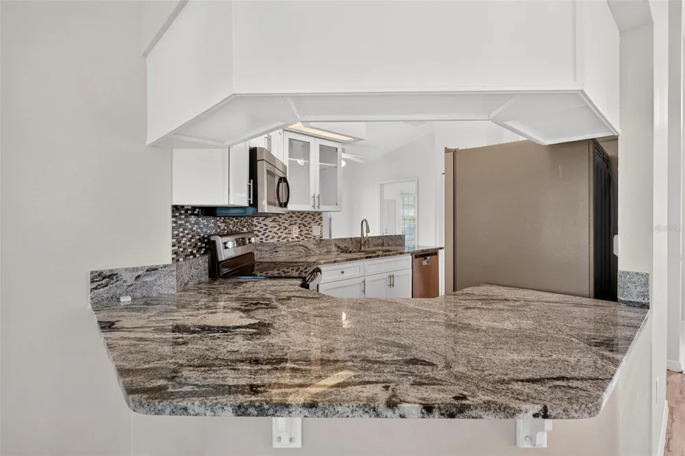 615 JUNIPER WAY Tavares, FL 32778