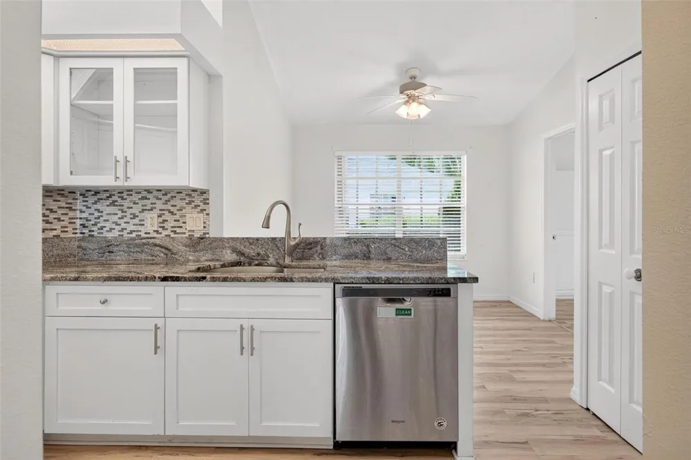 615 JUNIPER WAY Tavares, FL 32778