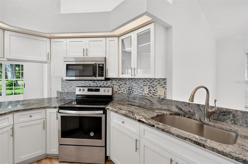 615 JUNIPER WAY Tavares, FL 32778