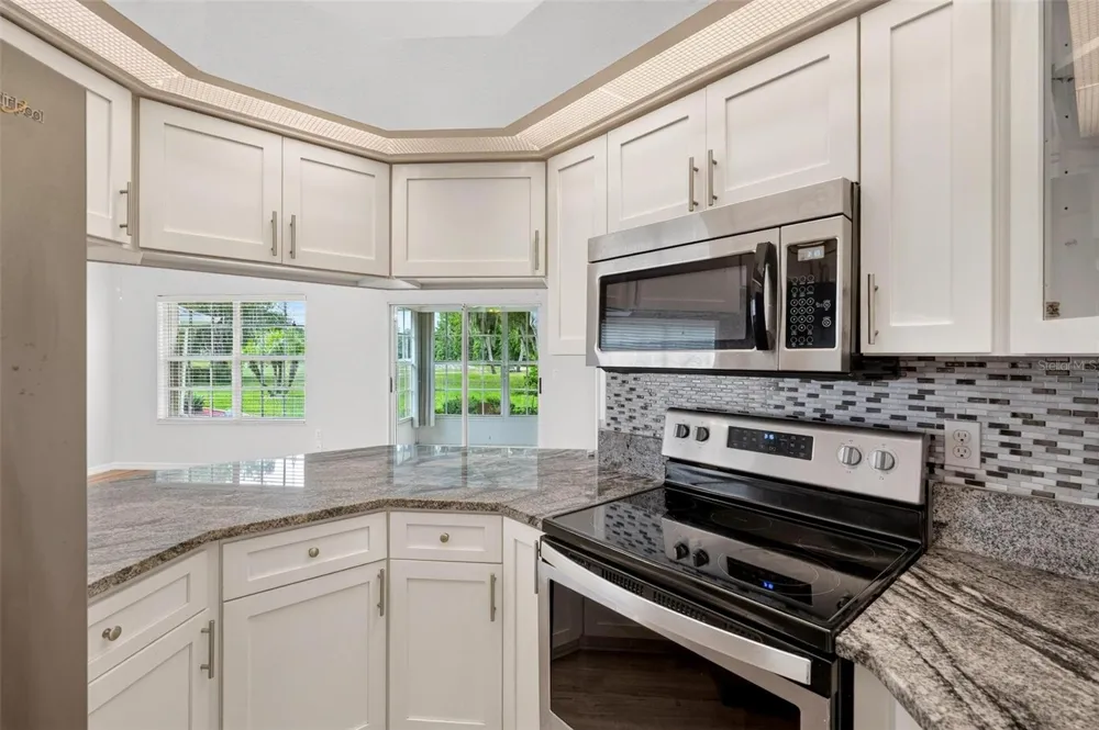 615 JUNIPER WAY Tavares, FL 32778