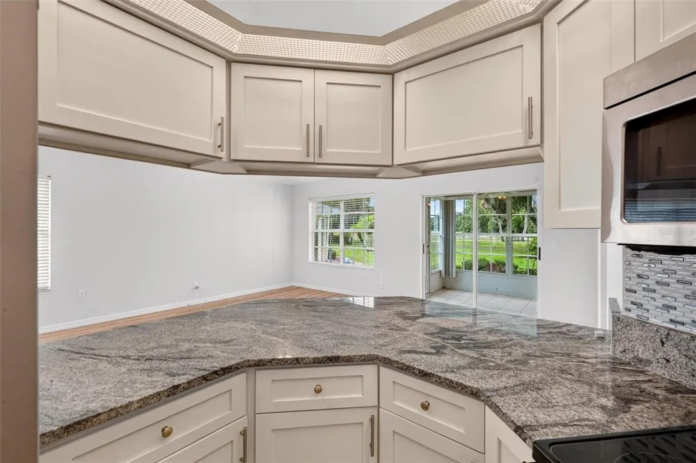615 JUNIPER WAY Tavares, FL 32778