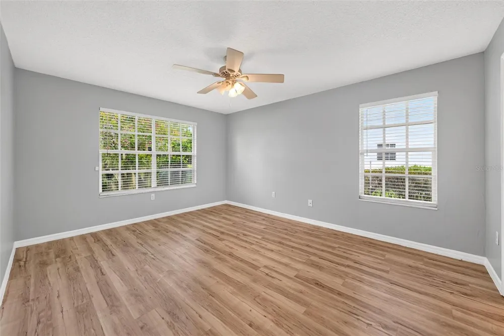 615 JUNIPER WAY Tavares, FL 32778