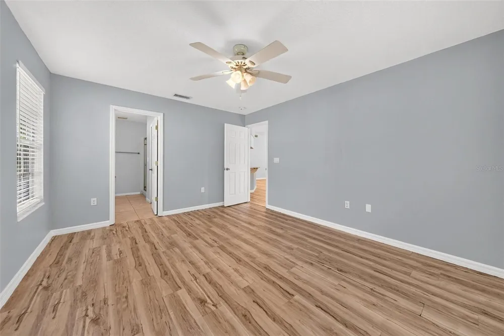 615 JUNIPER WAY Tavares, FL 32778