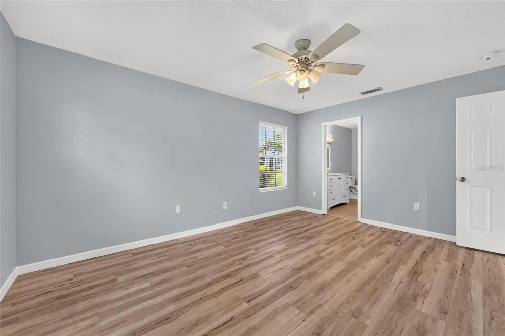 615 JUNIPER WAY Tavares, FL 32778