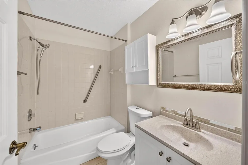 615 JUNIPER WAY Tavares, FL 32778